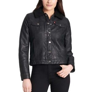 Levi’s faux leather,Sherpa, trucker jacket. Small